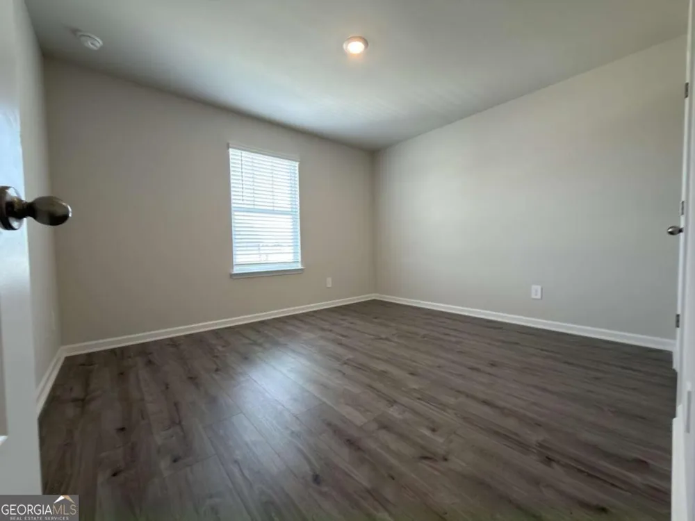 2414 Martin Spring BND Lawrenceville, GA 30045