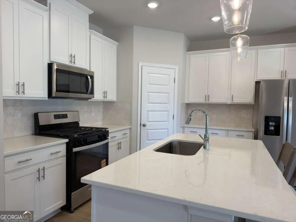 2414 Martin Spring BND Lawrenceville, GA 30045