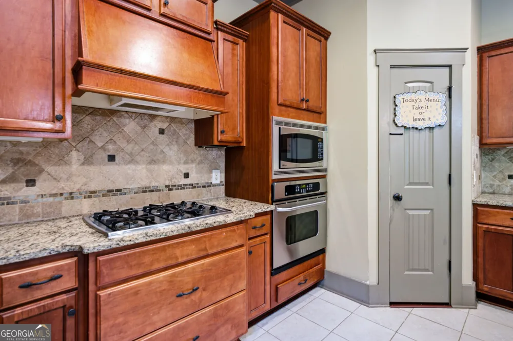3276 Holly Glen CT Dacula, GA 30019
