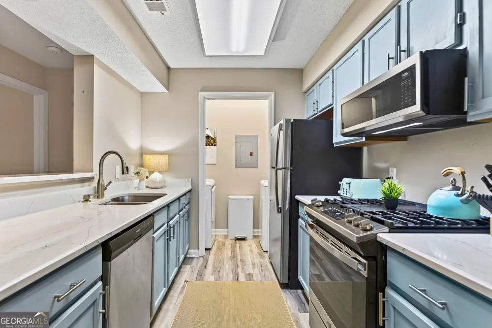 825 Ridgefield DR Peachtree City, GA 30269