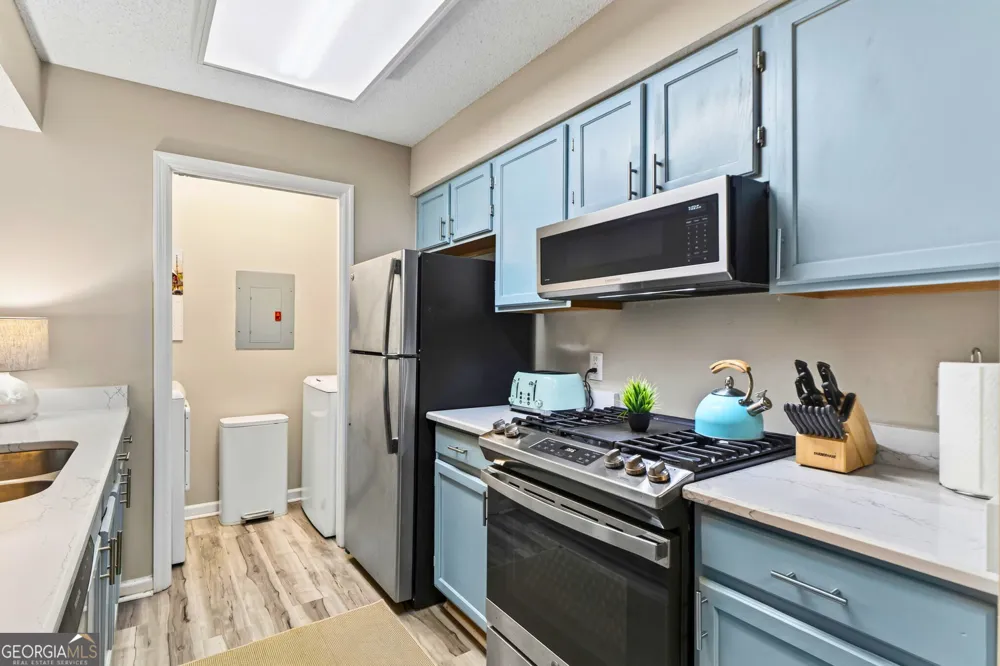 825 Ridgefield DR Peachtree City, GA 30269