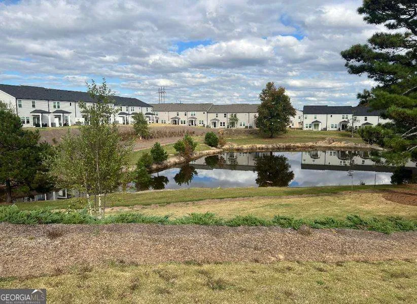 950 Sunny Lake DR Lawrenceville, GA 30043