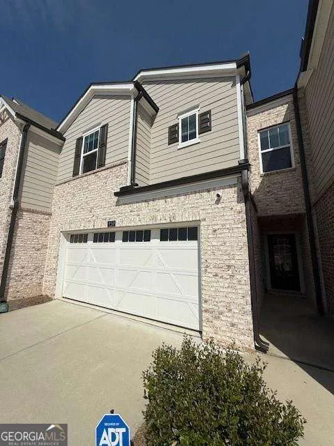 950 Sunny Lake DR Lawrenceville, GA 30043