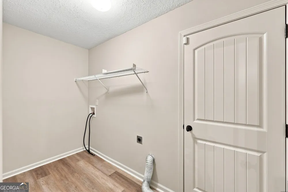 482 Logans WAY Hoschton, GA 30548