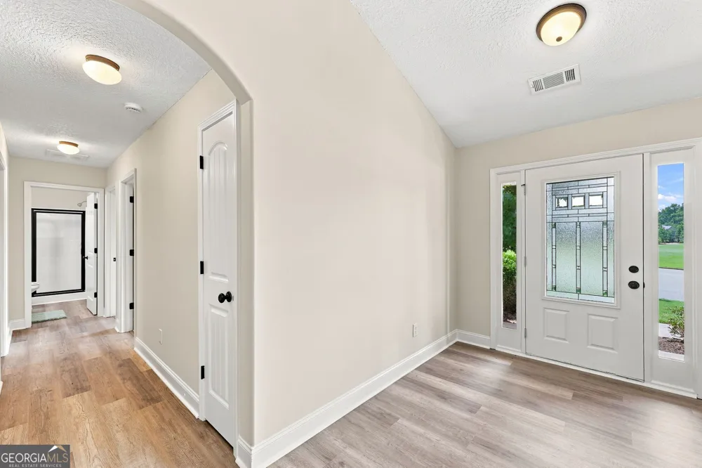 482 Logans WAY Hoschton, GA 30548