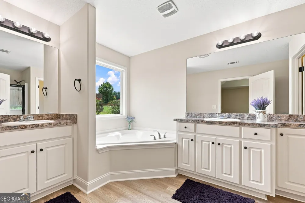 482 Logans WAY Hoschton, GA 30548