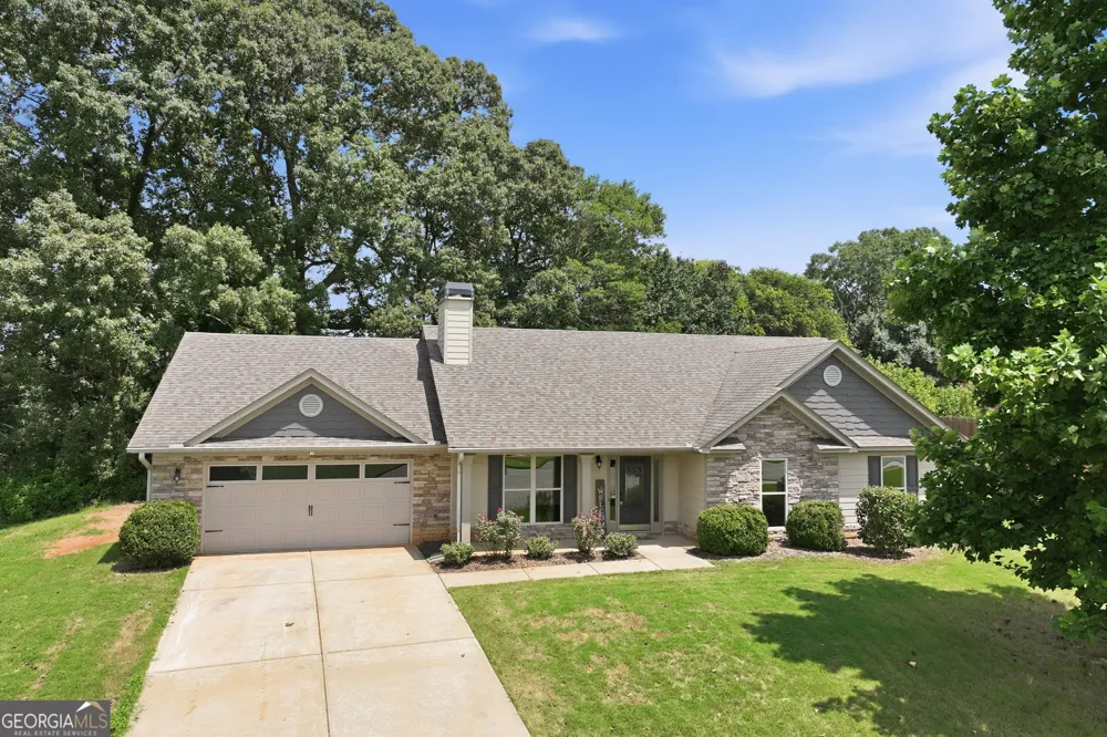 482 Logans WAY Hoschton, GA 30548