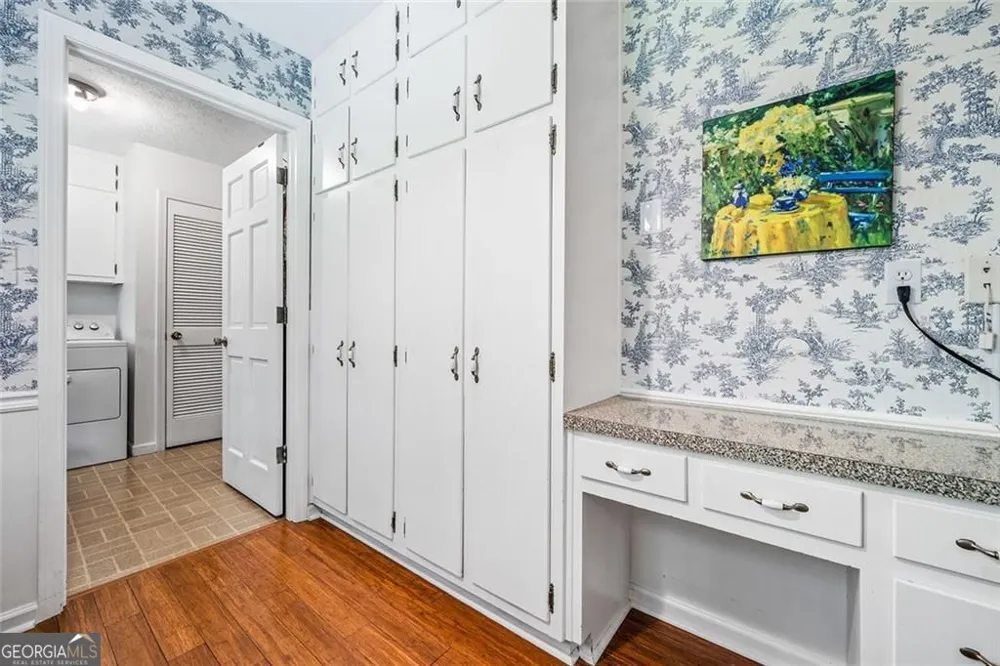 2690 Hideaway Hills LN SW Powder Springs, GA 30127