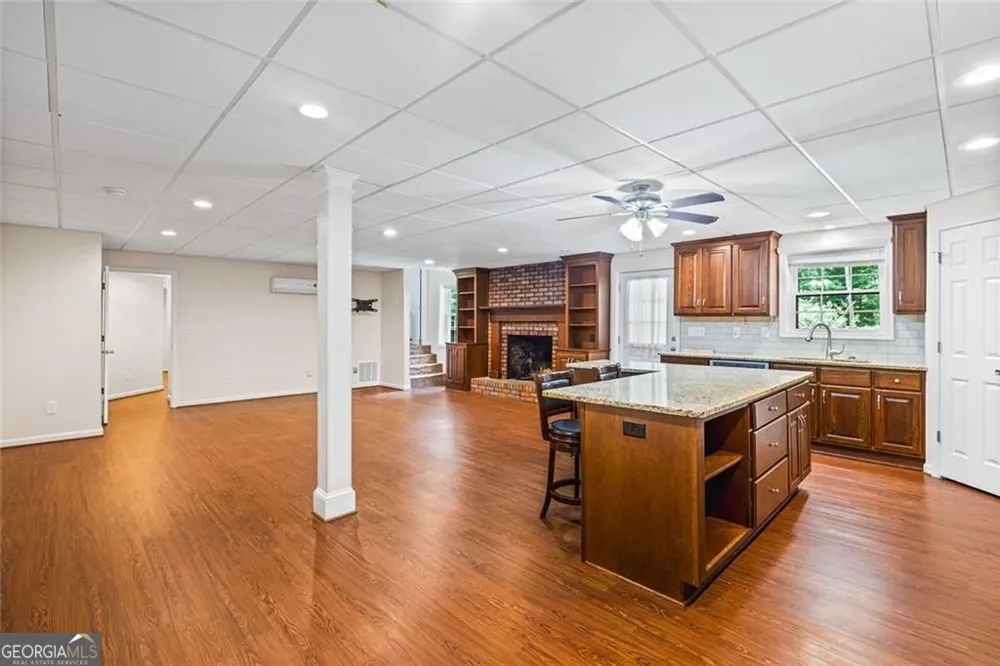 2690 Hideaway Hills LN SW Powder Springs, GA 30127