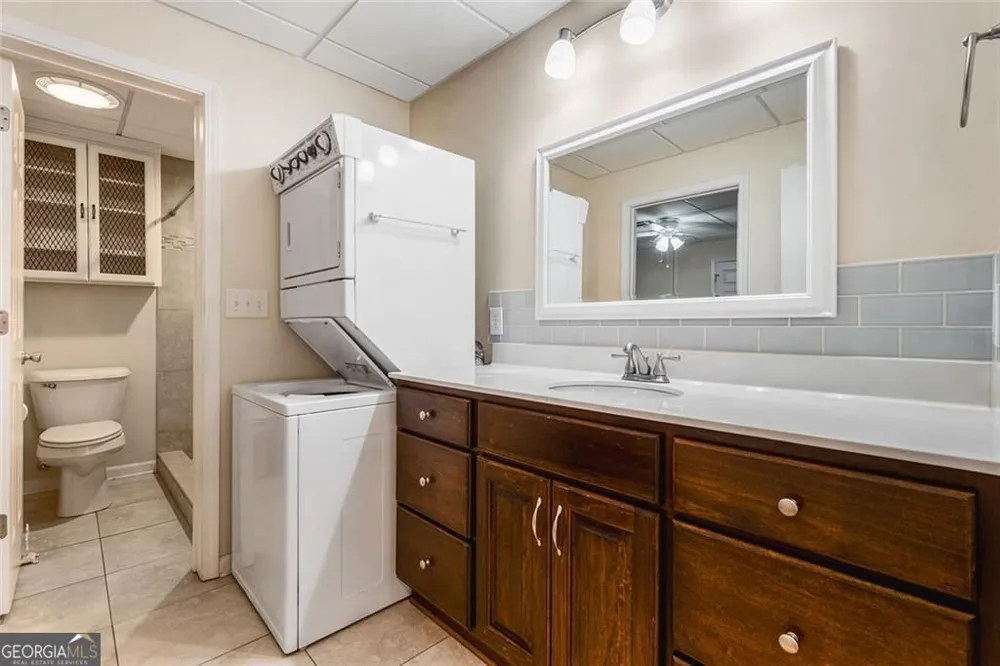 2690 Hideaway Hills LN SW Powder Springs, GA 30127