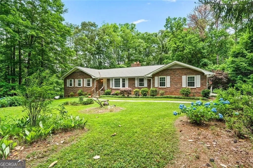 2690 Hideaway Hills LN SW Powder Springs, GA 30127