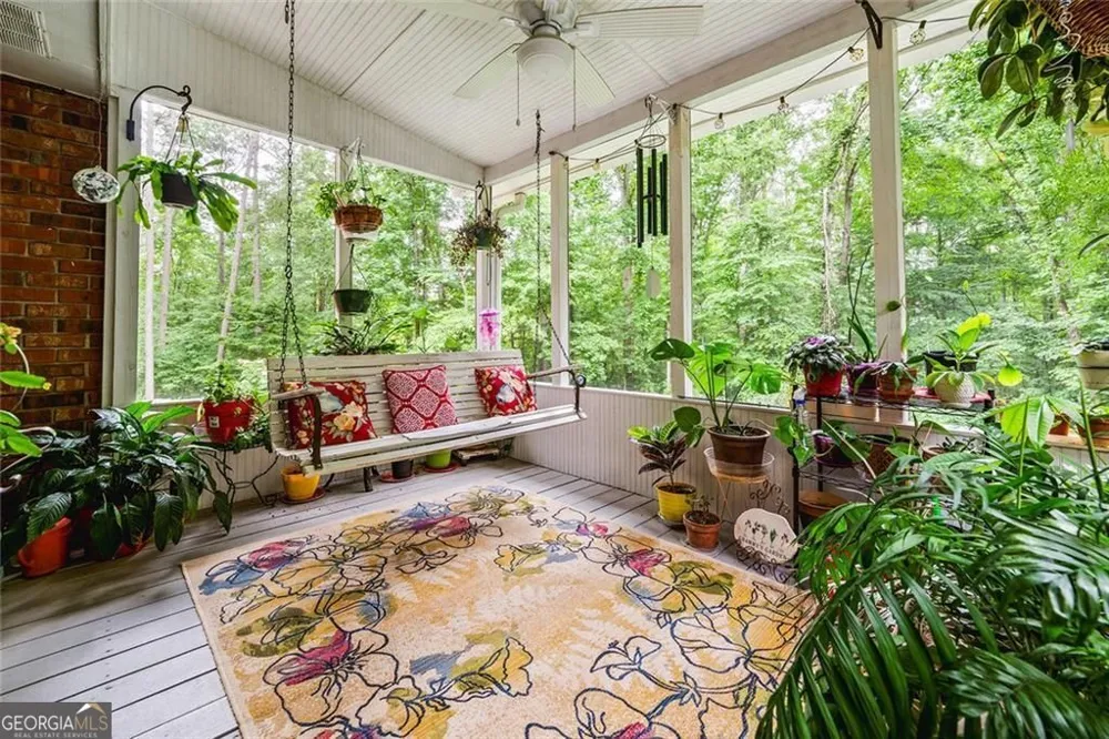 2690 Hideaway Hills LN SW Powder Springs, GA 30127