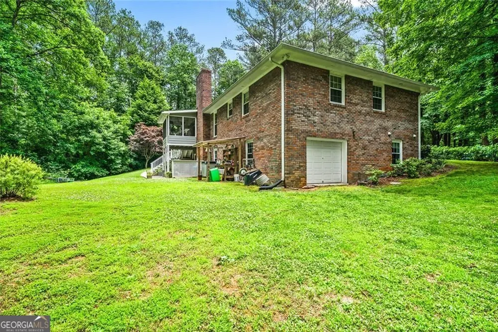 2690 Hideaway Hills LN SW Powder Springs, GA 30127