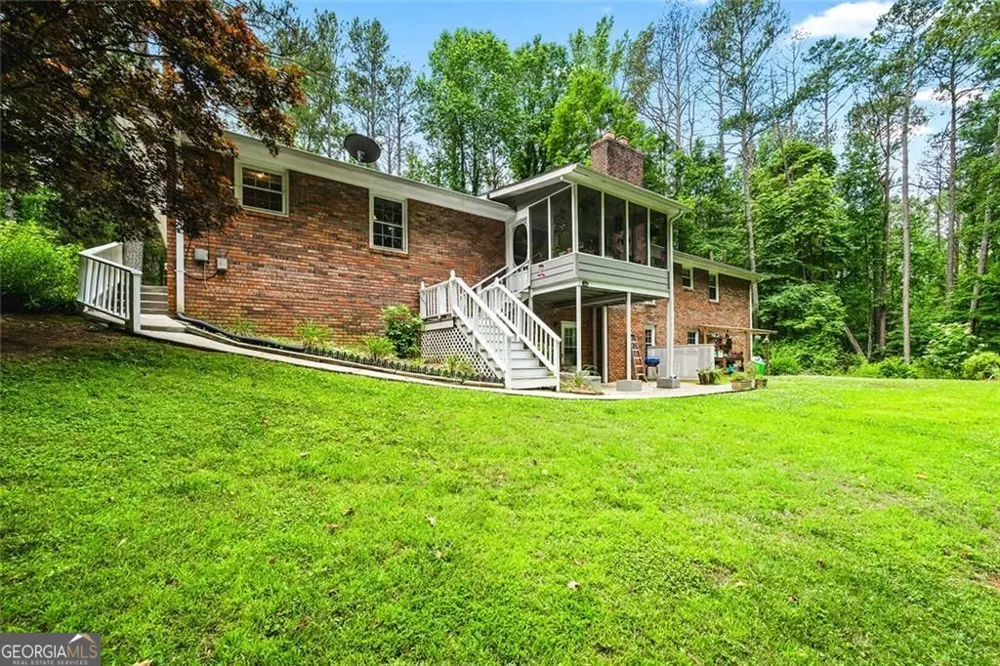 2690 Hideaway Hills LN SW Powder Springs, GA 30127