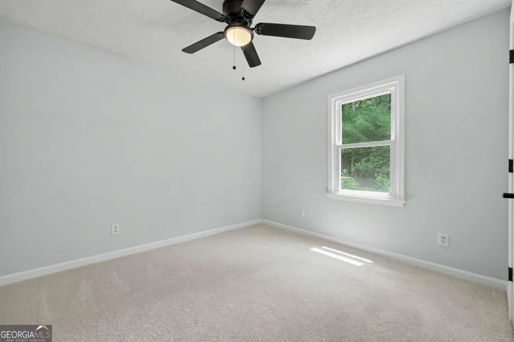 1312 Smokerise LN Auburn, GA 30011