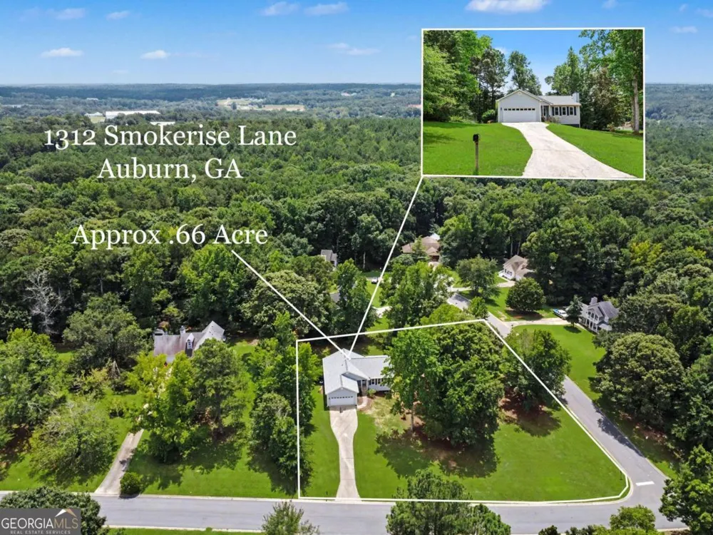 1312 Smokerise LN Auburn, GA 30011