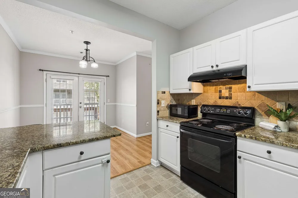 1112 Woodland LN Alpharetta, GA 30009