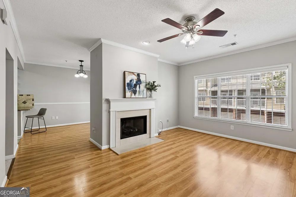 1112 Woodland LN Alpharetta, GA 30009
