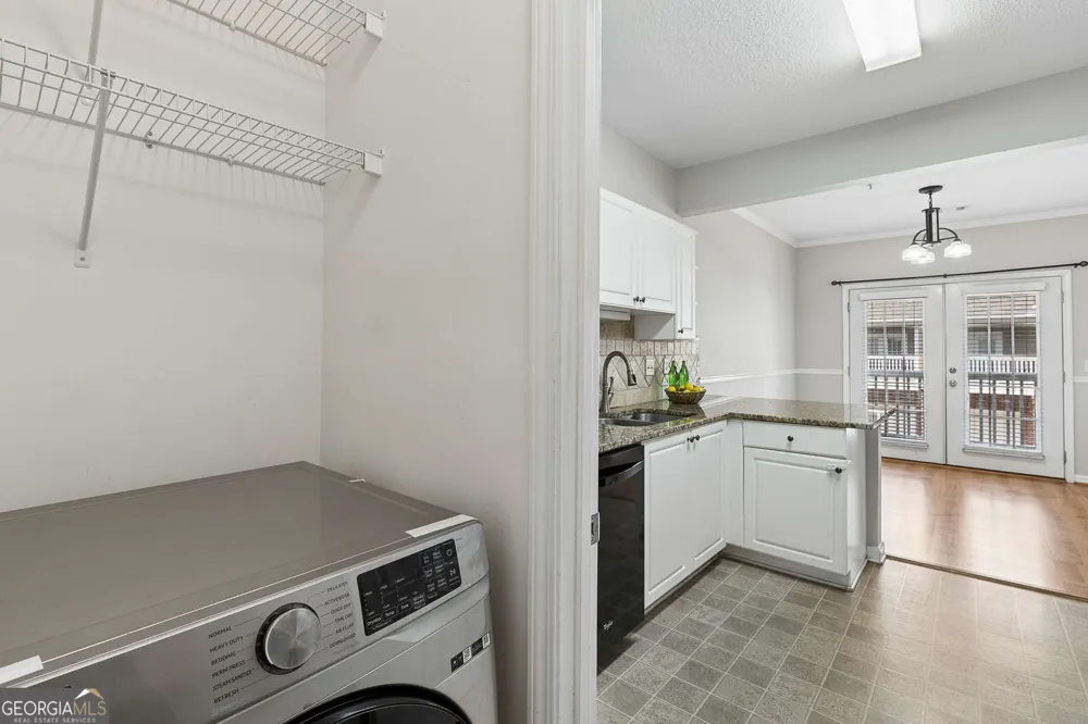 1112 Woodland LN Alpharetta, GA 30009