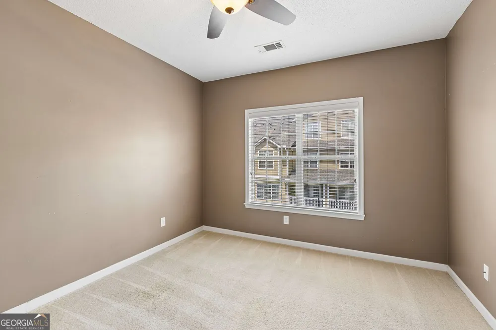 1112 Woodland LN Alpharetta, GA 30009