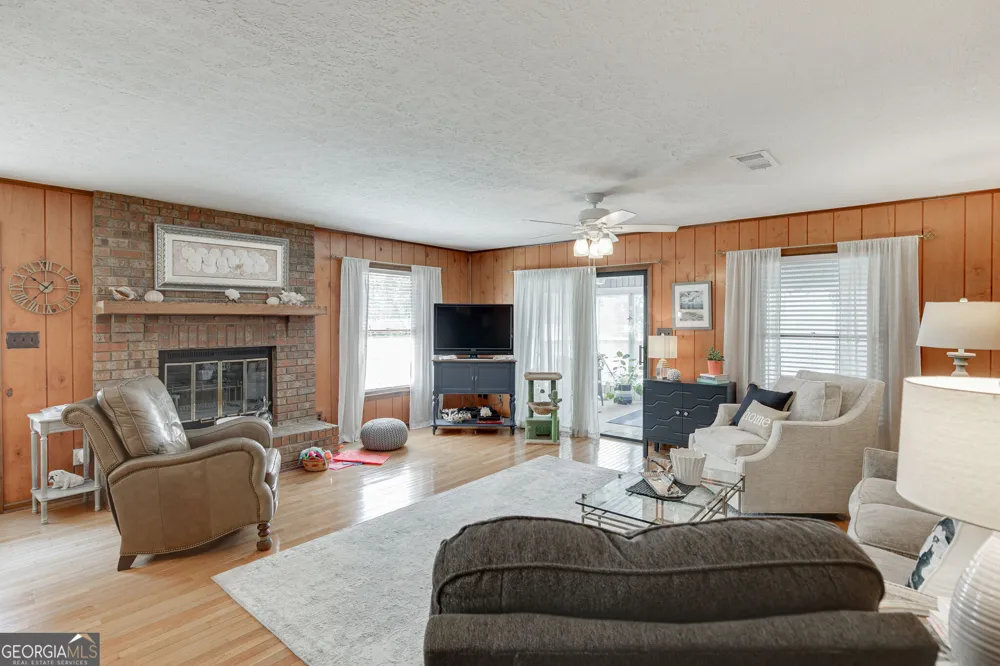 215 Heath CV Lavonia, GA 30553
