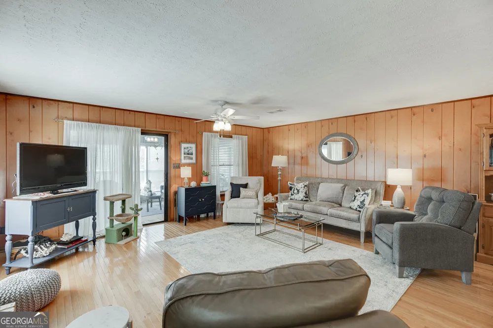 215 Heath CV Lavonia, GA 30553