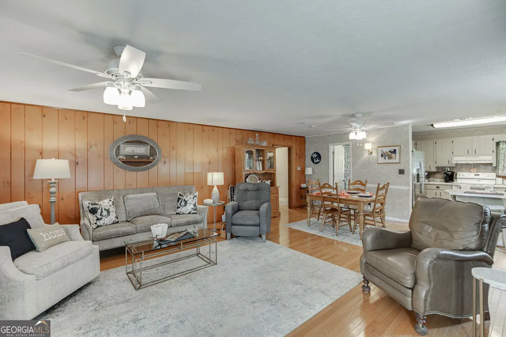 215 Heath CV Lavonia, GA 30553