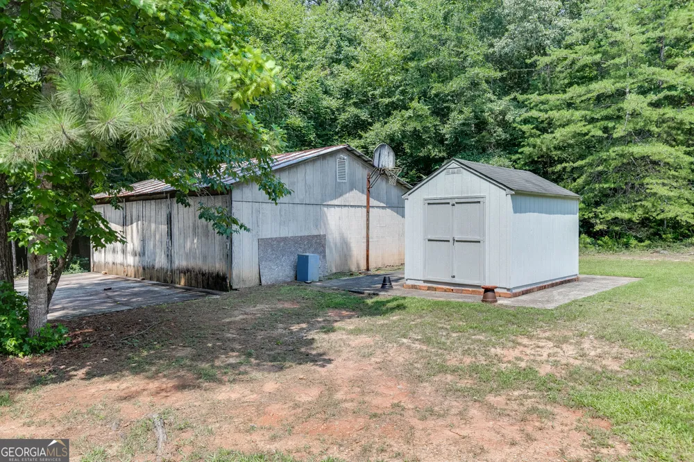 215 Heath CV Lavonia, GA 30553