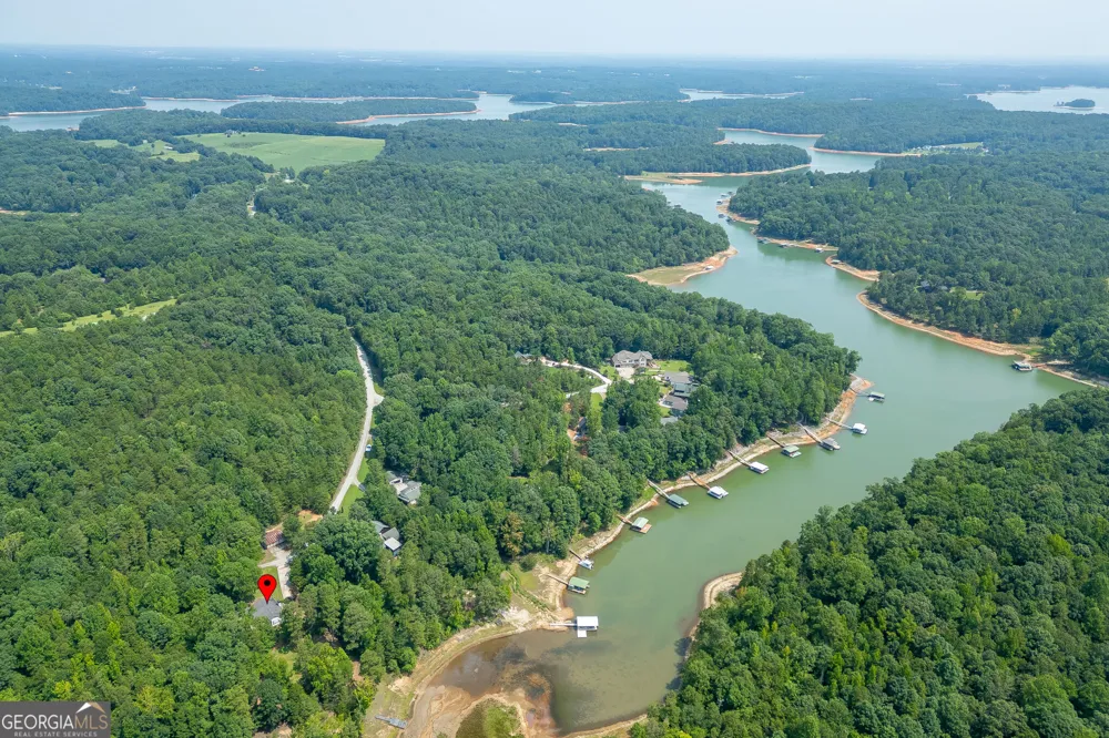 215 Heath CV Lavonia, GA 30553