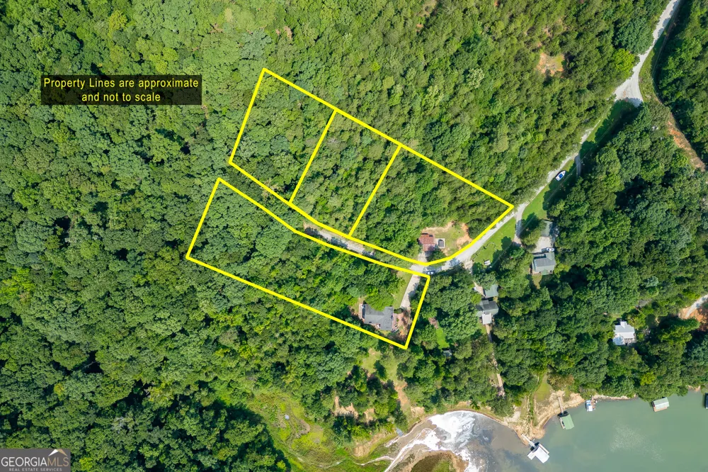 215 Heath CV Lavonia, GA 30553