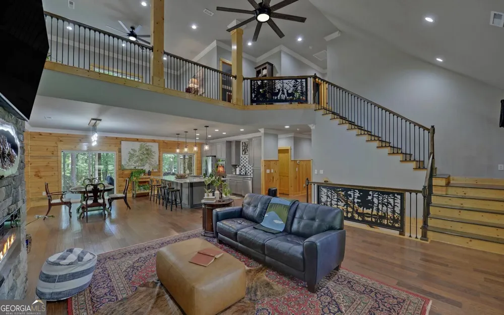 203 Teasley LN Hartwell, GA 30643