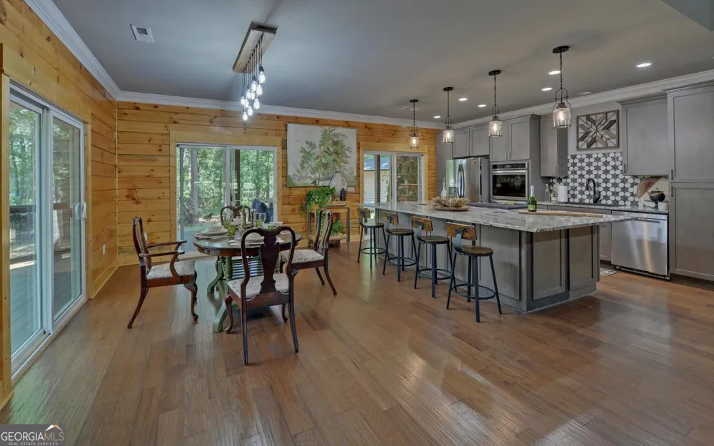 203 Teasley LN Hartwell, GA 30643