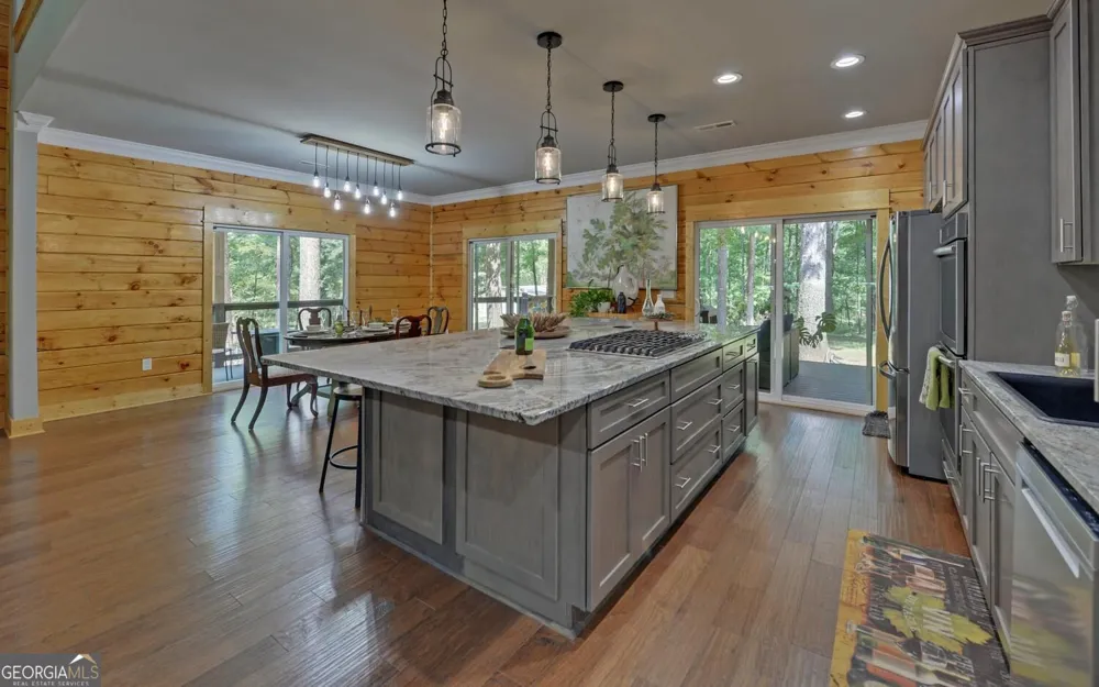 203 Teasley LN Hartwell, GA 30643