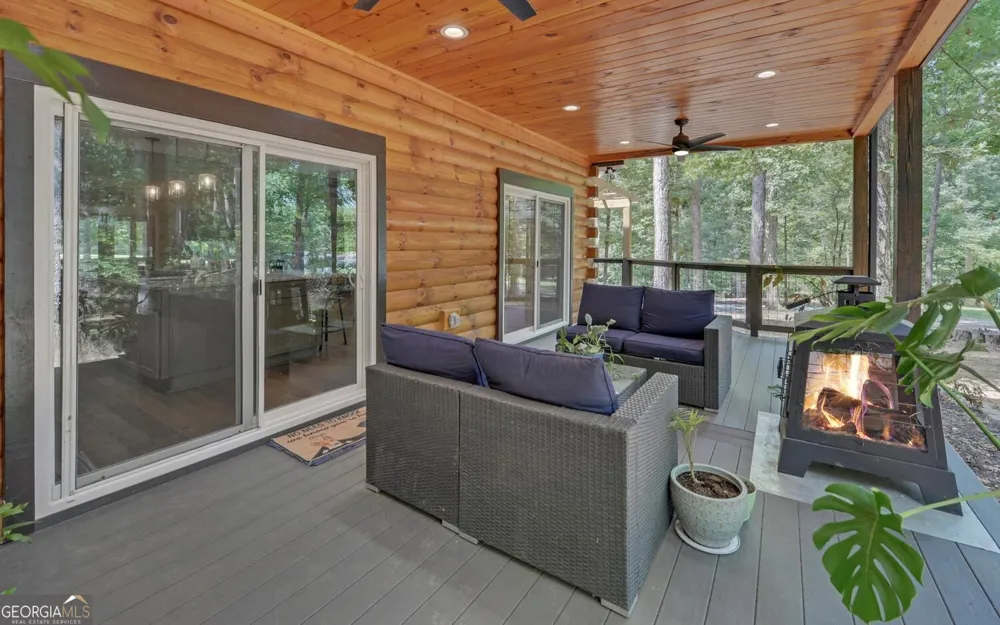 203 Teasley LN Hartwell, GA 30643