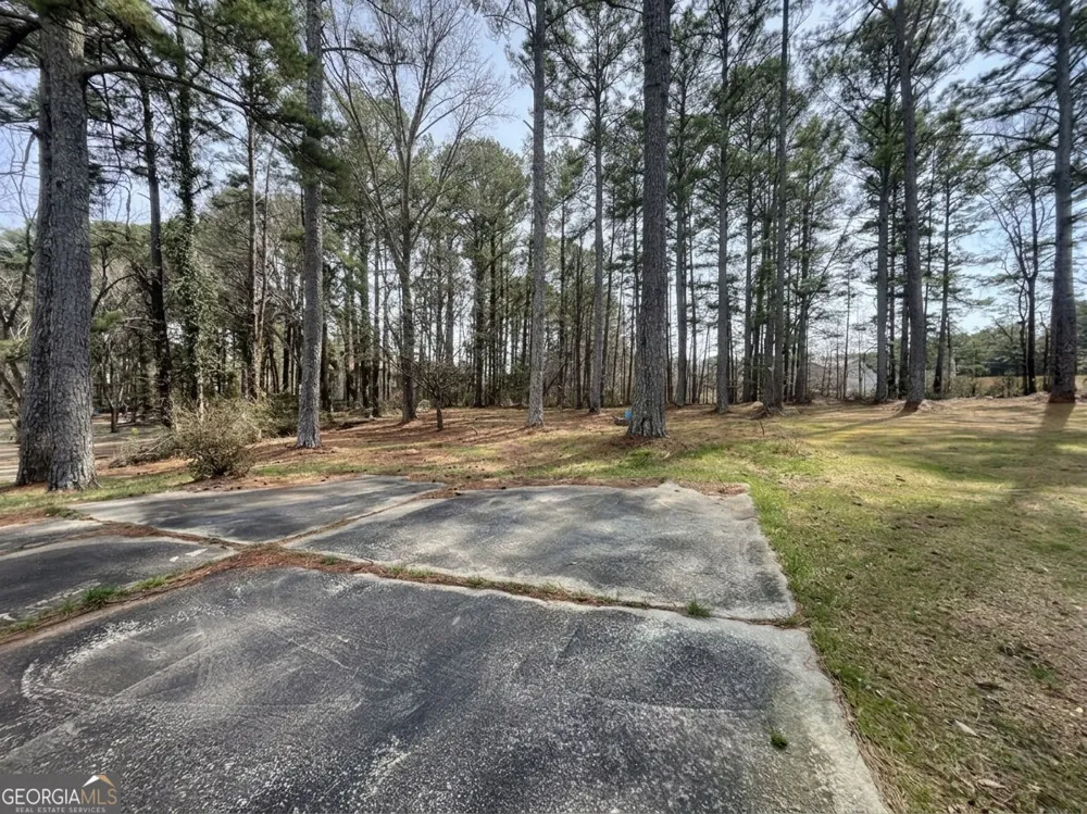 279 Timberland TRL Riverdale, GA 30274