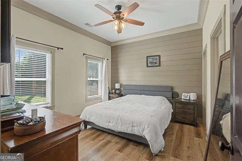5 Oak ST Aragon, GA 30104