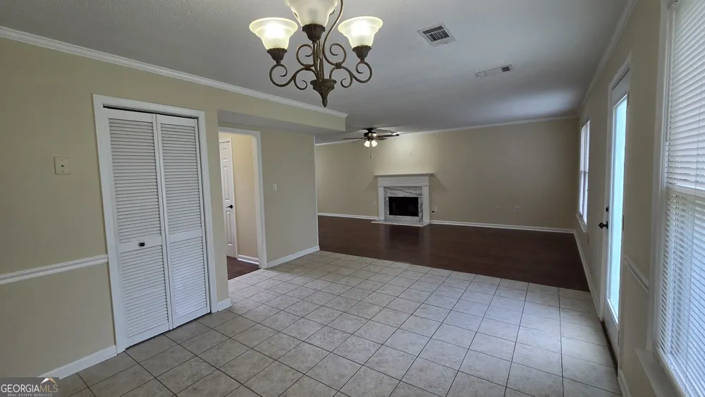 31 Springfield CT Newnan, GA 30265