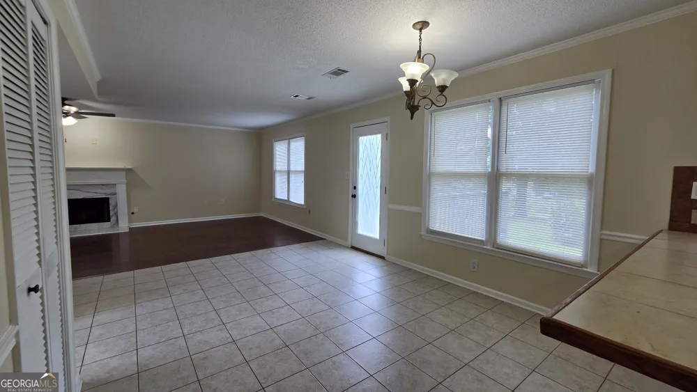 31 Springfield CT Newnan, GA 30265