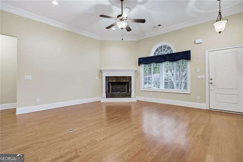 4704 Rose Arbor DR NW Acworth, GA 30101