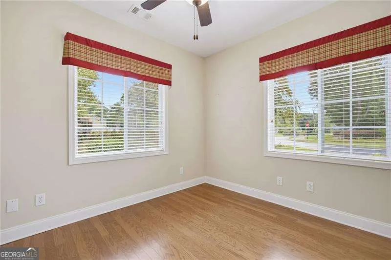4704 Rose Arbor DR NW Acworth, GA 30101