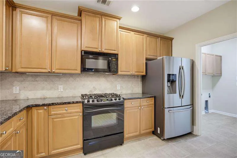 4704 Rose Arbor DR NW Acworth, GA 30101
