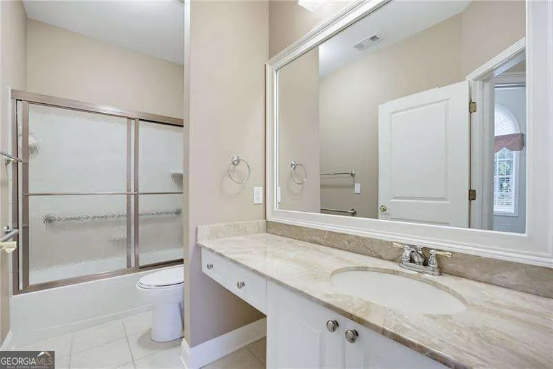 4704 Rose Arbor DR NW Acworth, GA 30101