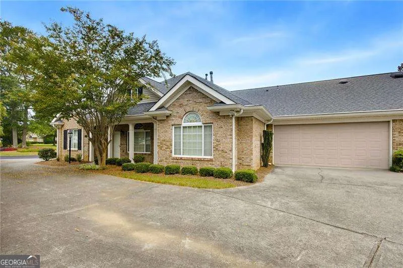 4704 Rose Arbor DR NW Acworth, GA 30101