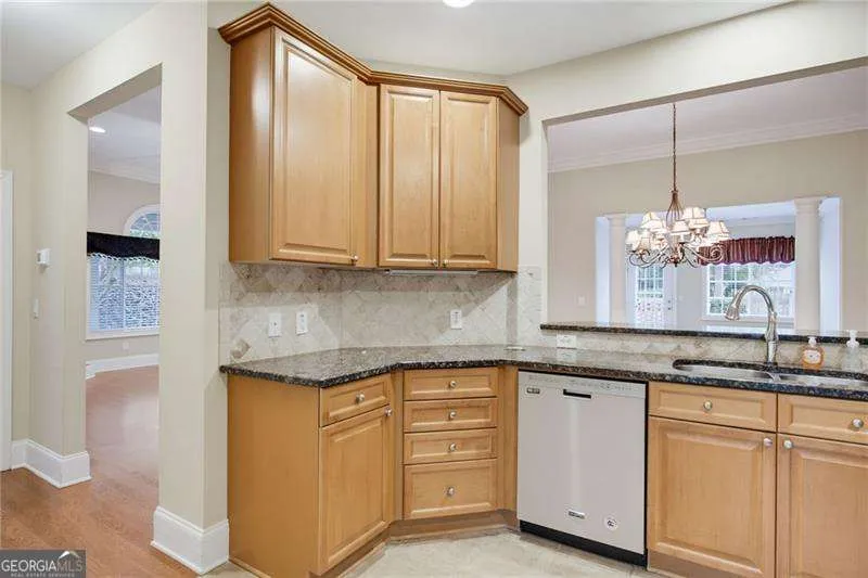 4704 Rose Arbor DR NW Acworth, GA 30101