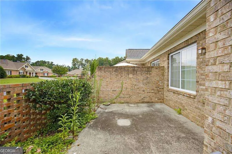 4704 Rose Arbor DR NW Acworth, GA 30101