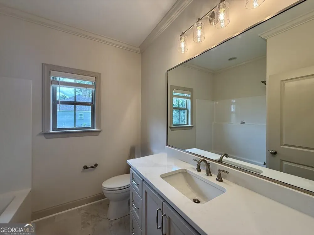 2700 Woodland DR Adel, GA 31620