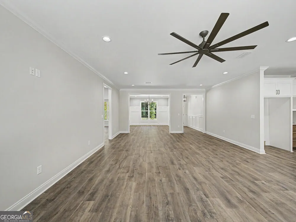2300 Thomas ST Adel, GA 31620