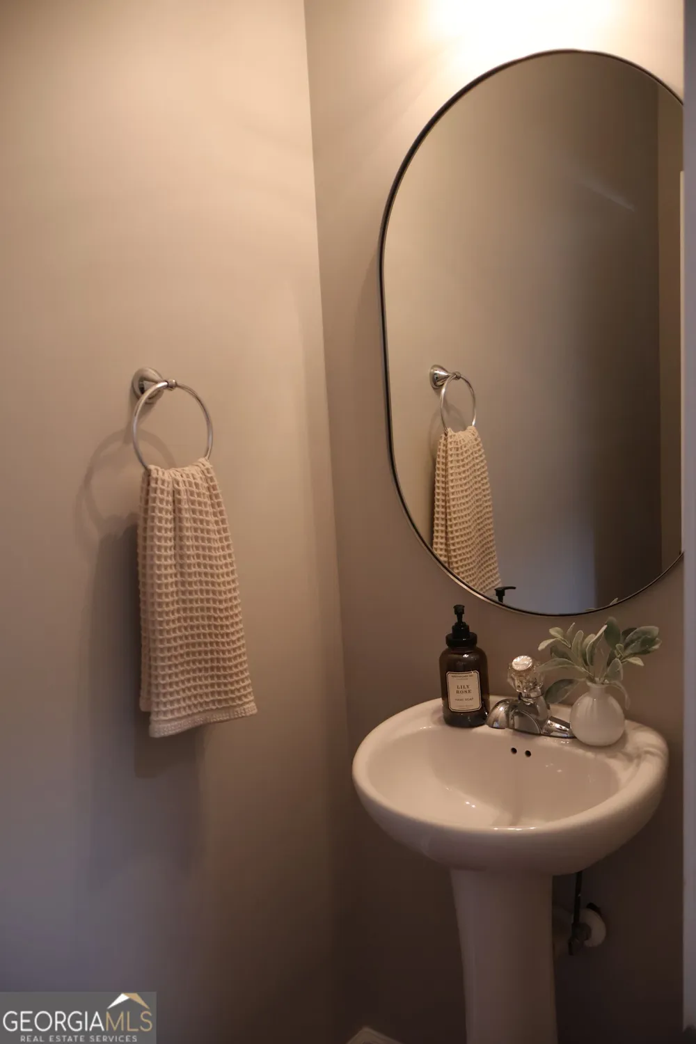 4685 Beacon Ridge LN Flowery Branch, GA 30542