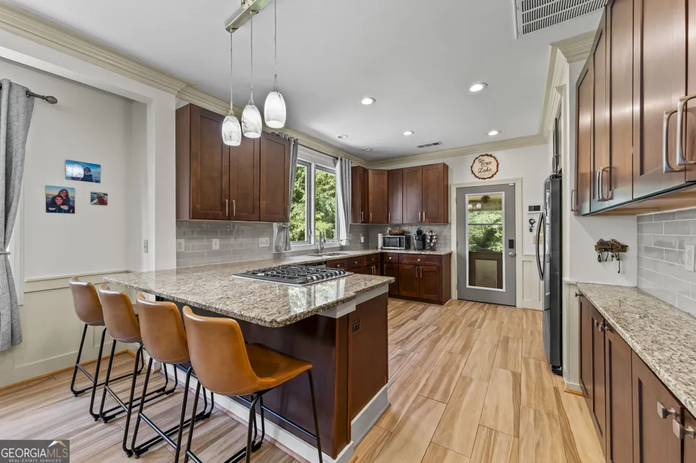1035 Old Stones PT Elberton, GA 30635