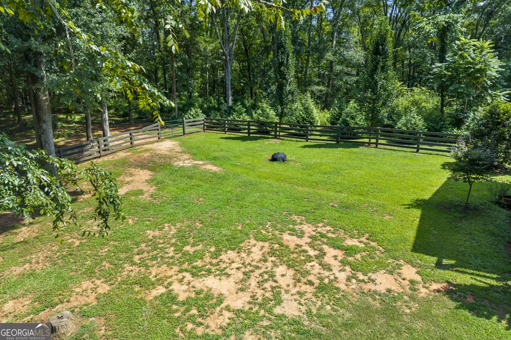 1035 Old Stones PT Elberton, GA 30635